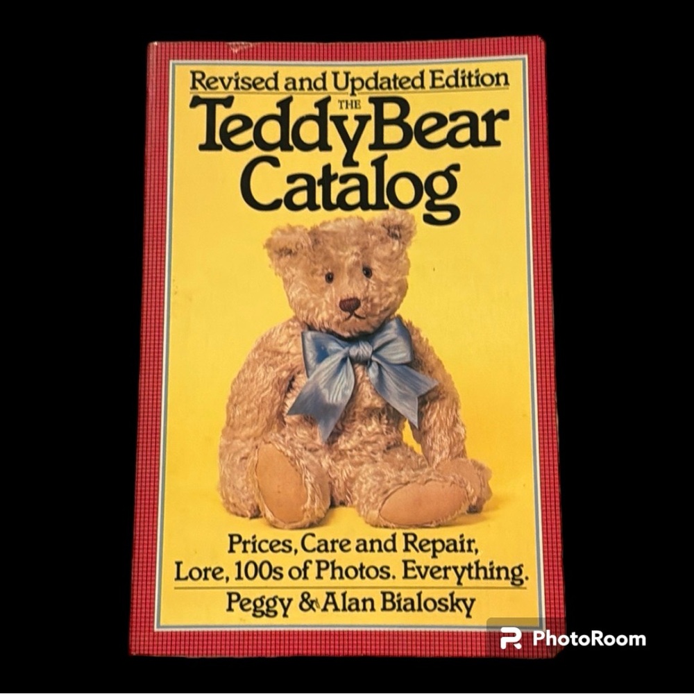 VINTAGE | The Teddy Bear Catalogue | Second Edition • 1984